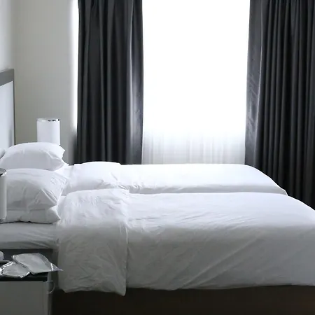 Eva Hotel 3*