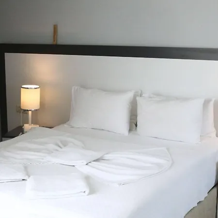 Hotel Eva 3*