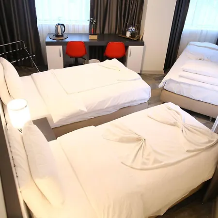 Eva Hotel 3*